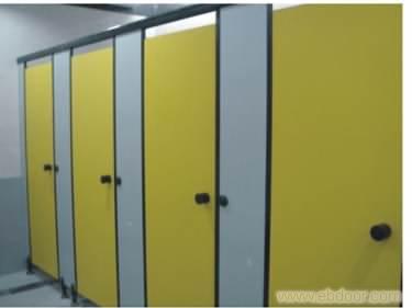 成都哥德裝飾建材 專業(yè)打造高品質(zhì)衛(wèi)生間隔斷，一站式設(shè)計(jì)安裝服務(wù)